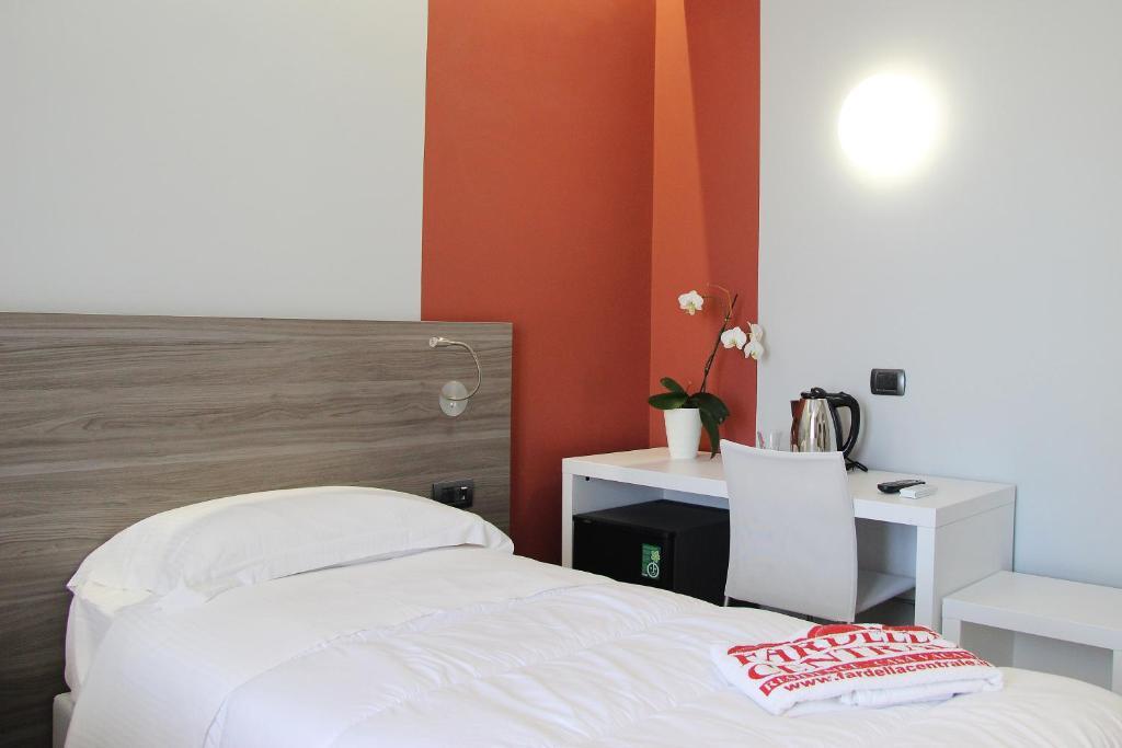 Casa Vacanze Fardella Centrale Трапани Стая снимка