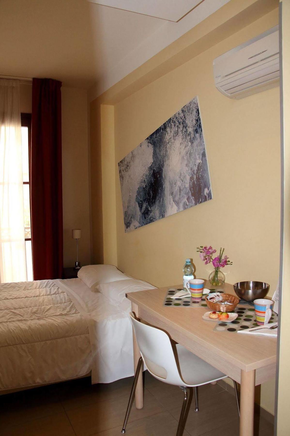 Casa Vacanze Fardella Centrale Трапани Екстериор снимка