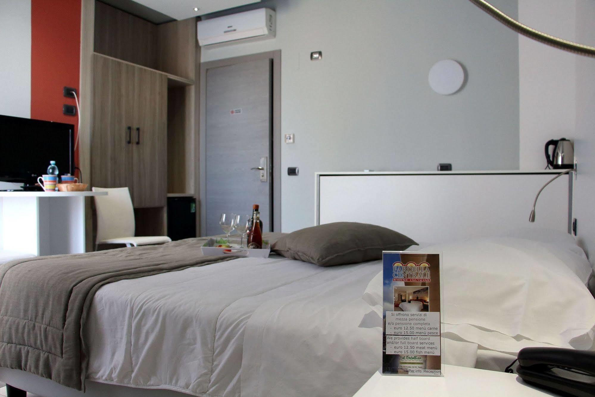 Casa Vacanze Fardella Centrale Трапани Екстериор снимка